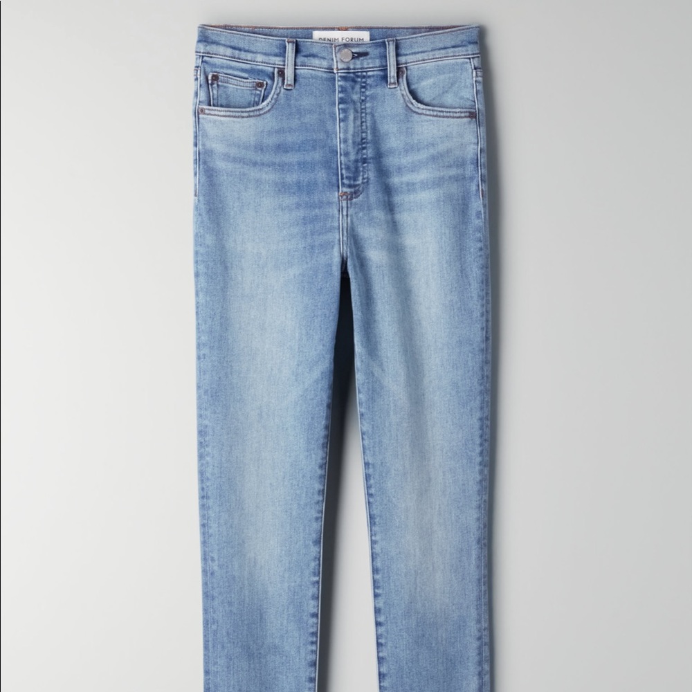 Denim Forum The Lola High Rise Skinny 24